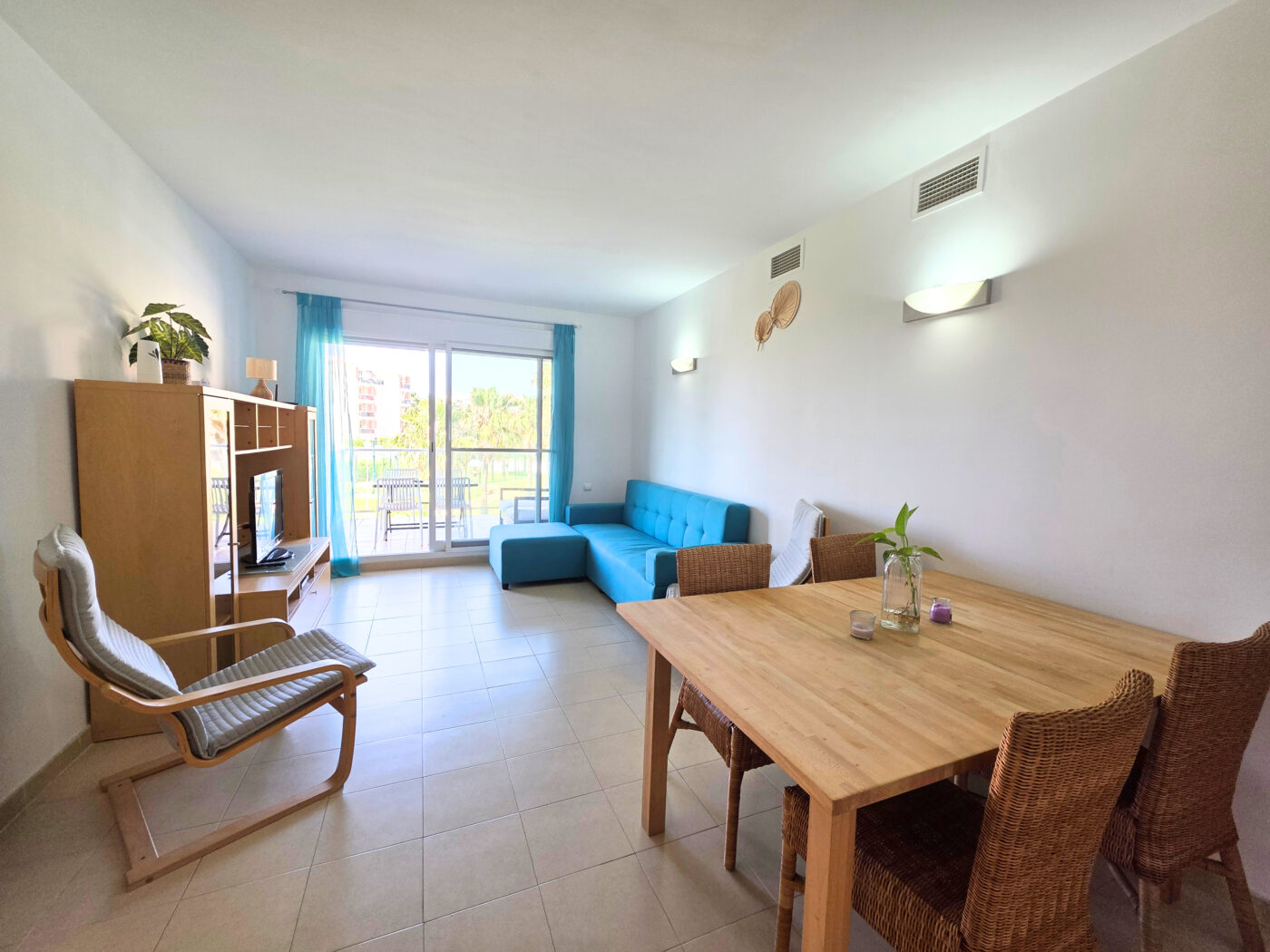 Apartamento en alquiler anual en El Verger con terraza, piscina y garaje