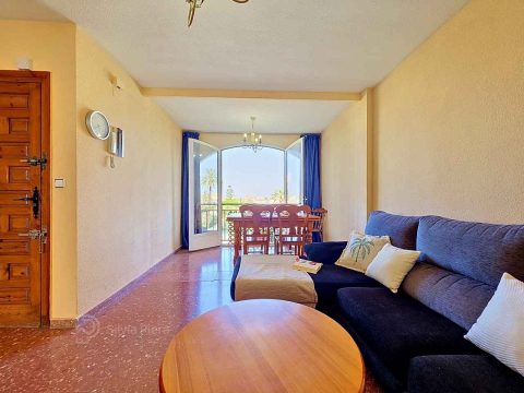 Imagen de propiedad inmobiliaria disponible: Apartamento en la playa de Las Marinas de Denia. Asesoramiento experto por Silvia Piera en Dénia y la Costa Blanca.